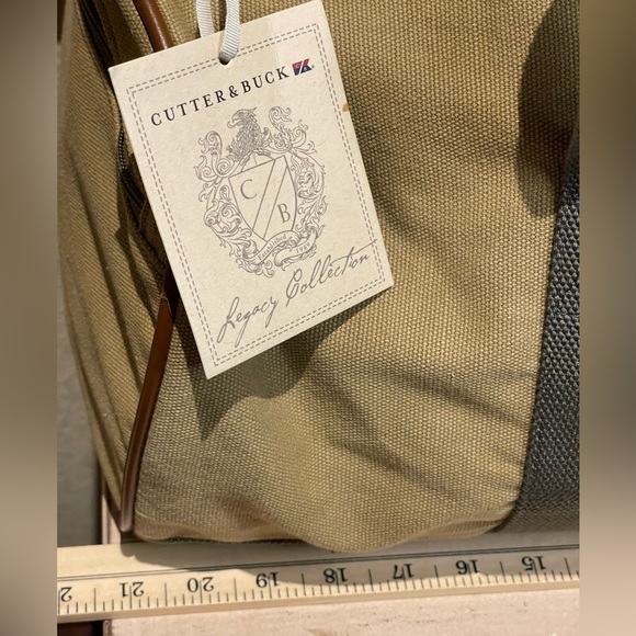 Cutter & Buck duffle - Picture 4 of 14
